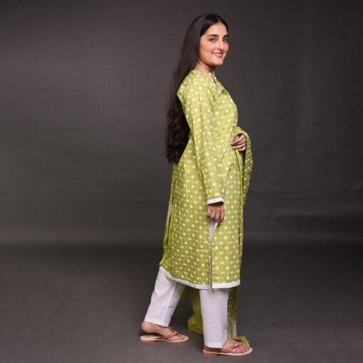 Unstitched Lawn 3 Piece Suit For Women 4